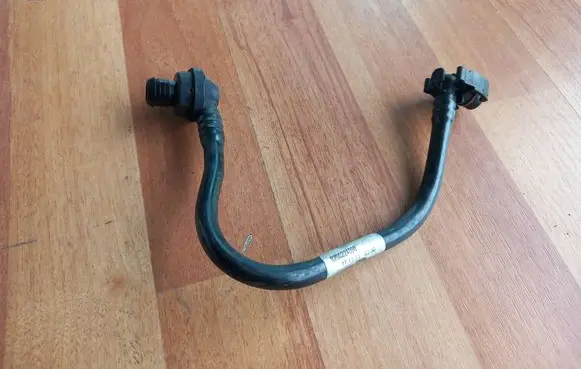 Renault Clio III Vacuum line/pipe/hose 8200224090