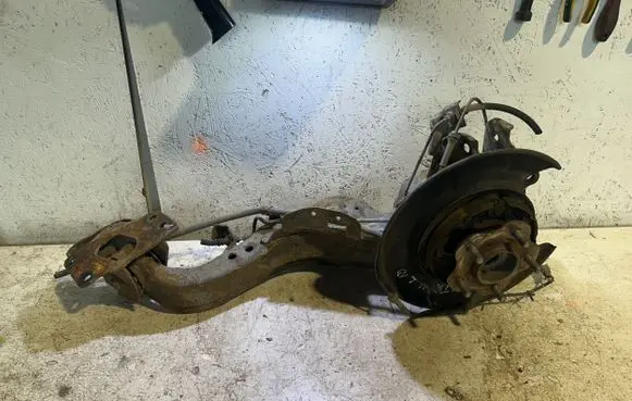 Nissan X-Trail T31 Rear wheel hub
