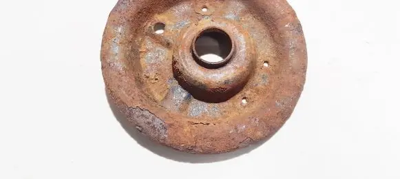 Mitsubishi Space Wagon Coil spring mount 