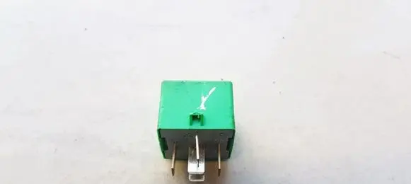 Peugeot 208 Other relay 12V35A03531 12V-35A-03531