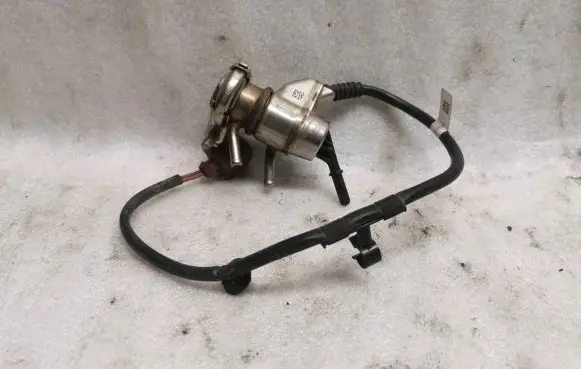 Volkswagen Sharan AdBlue injector 04L131113G 0444025020 300416052451