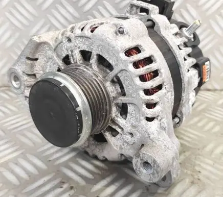 Hyundai i30 Generator/alternator 3730004950 0B135V130A 8400383