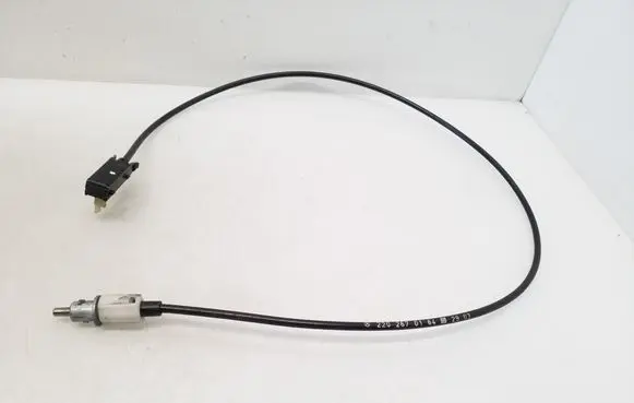 Mercedes-Benz CLS C219 Gear shift cable linkage 2202670164
