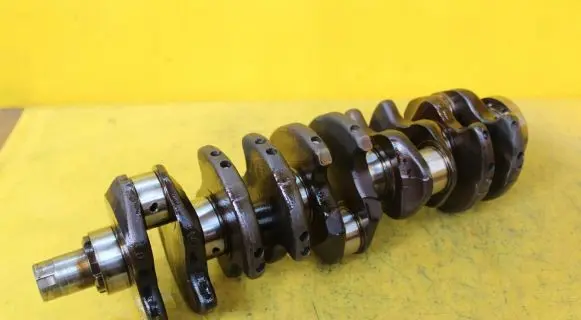 Volkswagen Transporter - Caravelle T4 Crankshaft 