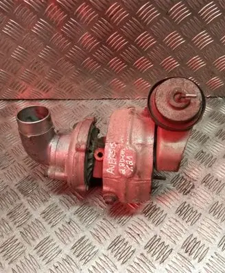 Toyota Avensis T270 Turbo 172010R021 0704050010