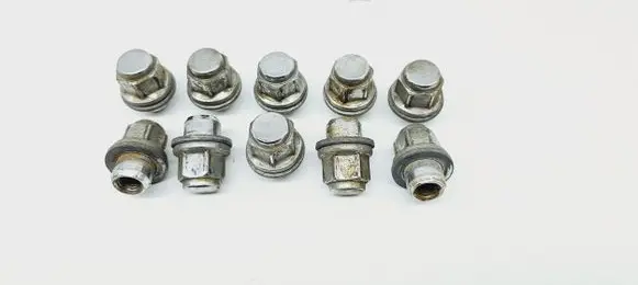 Lexus RX 450H Nuts/bolts 