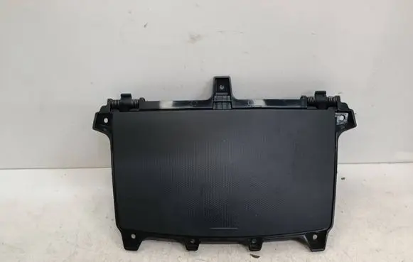 Peugeot 4007 Glove box