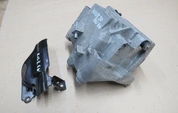 Ford Kuga II Fuel filter bracket/mount holder 9804498180
