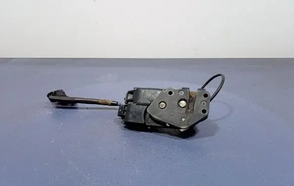 Land Rover Range Rover P38A Front door lock 