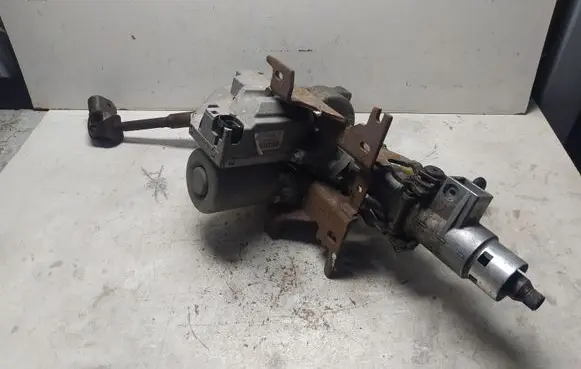 Renault Kangoo II Steering rack 8200932439