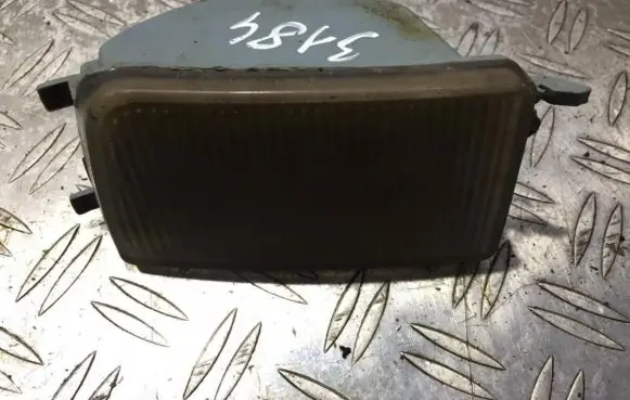 Volkswagen Golf III Front indicator light