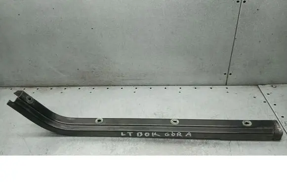 Citroen Berlingo Fender mounting bracket 
