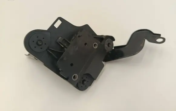 Audi A3 S3 8V ABS pump bracket 5Q0614235 5Q1614235