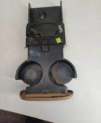 Chrysler Voyager Cup holder back 4953771