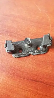 BMW 3 E46 Loading door lock loop/hook striker 8203771