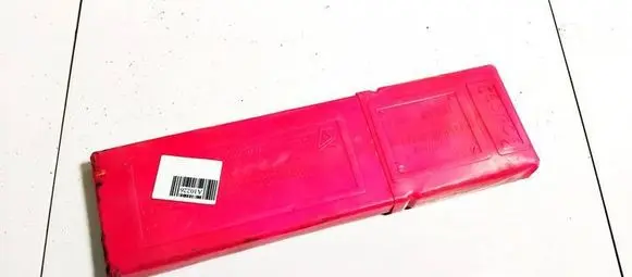 Audi A4 S4 B5 8D Emergency warning sign 27r039809