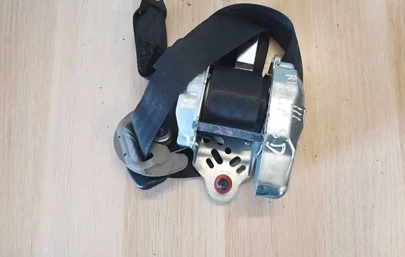 KIA Rio Front seatbelt 888701W600