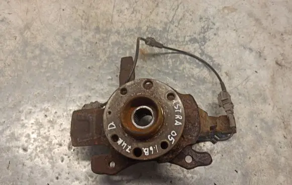 Opel Astra H Front wheel hub
