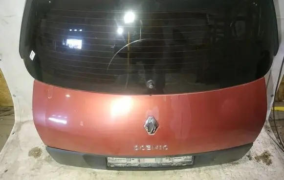 Tailgate/trunk/boot lid