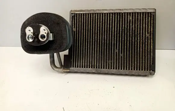 BMW 5 GT F07 Air conditioning (A/C) radiator (interior) N4557009