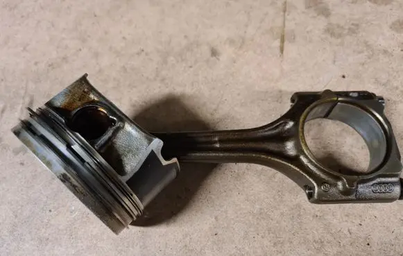 Audi A6 S6 C6 4F Piston with connecting rod 06DD