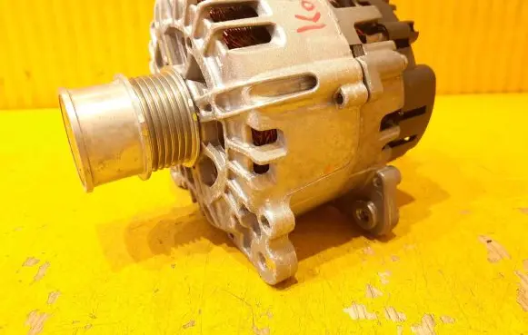 Skoda Kodiaq Generator/alternator 05E903026Q