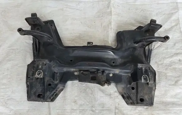 Opel Crossland X Front subframe 