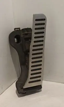 Volkswagen Golf VI Accelerator throttle pedal 1K1721503T
