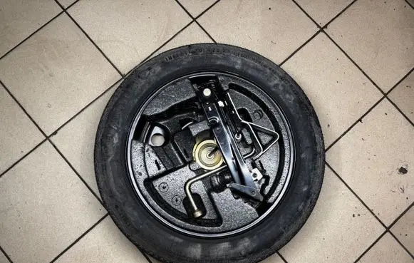 BMW 5 E60 E61 R17 spare wheel 6758778 6758781 6756392