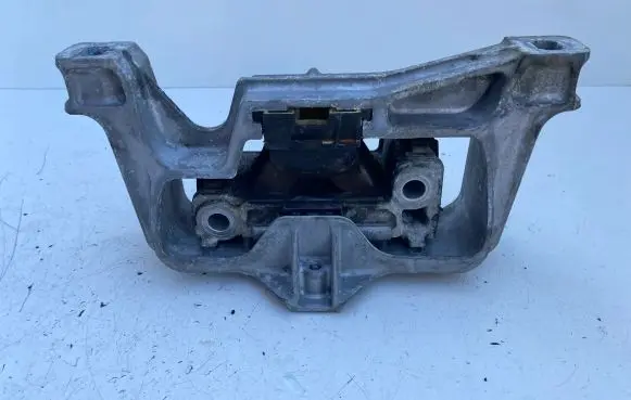 Mercedes-Benz B W246 W242 Engine mount bracket A2462402517