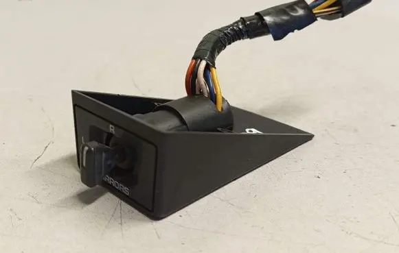 Chevrolet Blazer Wing mirror switch 15631464