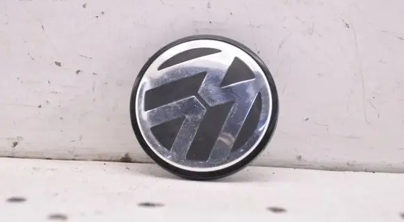 Volkswagen PASSAT B6 Original wheel cap 3B7601171