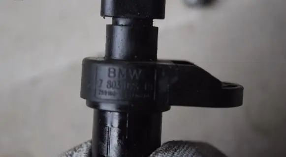 BMW X5 E70 Crankshaft position sensor 780309301