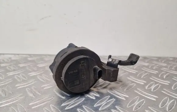 Volkswagen PASSAT B8 Electric auxiliary coolant/water pump 5Q0965567