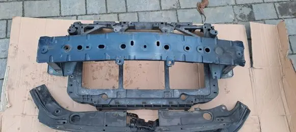 Mazda 3 II Radiator support slam panel ghp953111