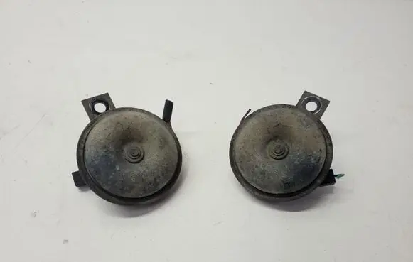 Nissan Juke I F15 Horn signal