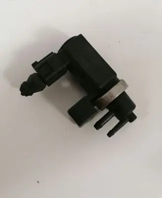 Audi A4 S4 B6 8E 8H Turbo solenoid valve 4E0906628