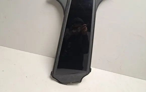 BMW i4 Front door glass trim molding 7483005 7482953