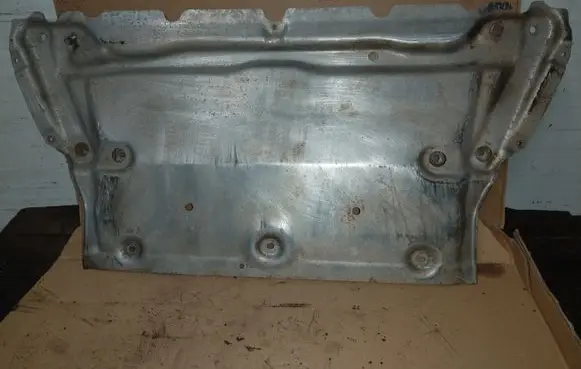 Audi A5 Engine splash shield/under tray 8W7825235B