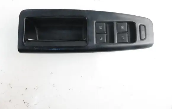 Volkswagen Polo IV 9N3 Electric window control switch 6Q1867171F