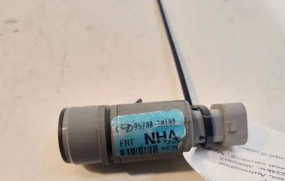 Hyundai Genesis Parking PDC sensor 957002M100