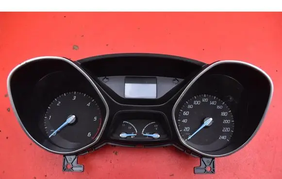 Ford Focus Speedometer (instrument cluster) BM5T10849CU
