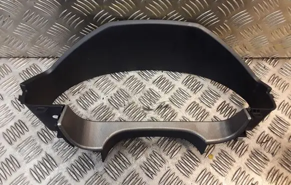 Dashboard trim