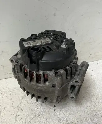 Audi A4 S4 B8 8K Generator/alternator 06H903017D FG18T063 2609551D