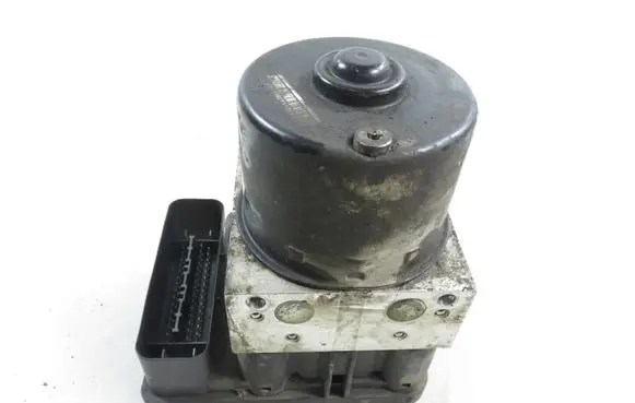 Volkswagen Golf IV ABS Pump 10096003133 1C0907379E