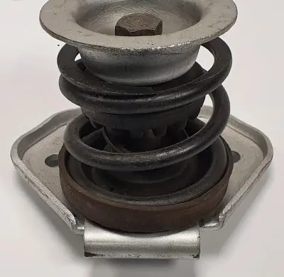 Fiat 500 Engine mount vacuum valve 