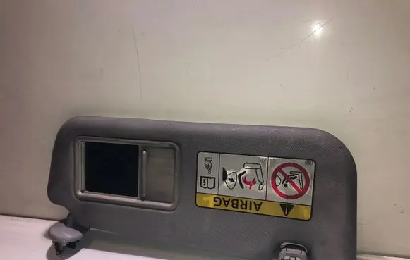 Toyota Avensis T270 Sun visor