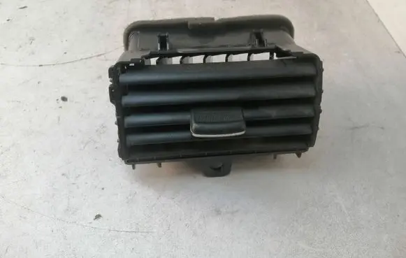 Mitsubishi Outlander Dash center air vent grill GN71145150