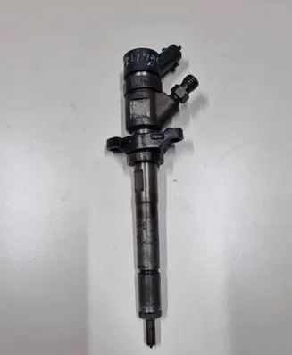 Fuel injector