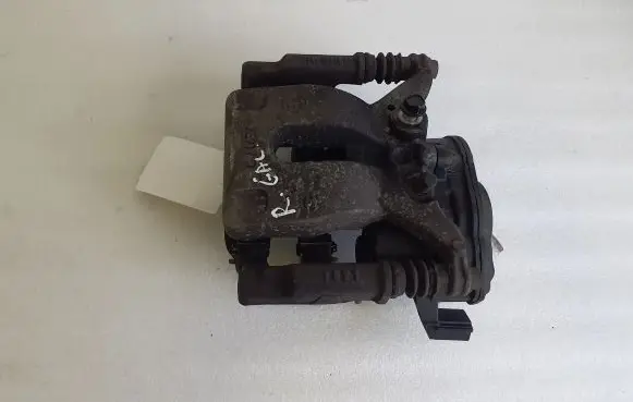 Nissan Qashqai J12 Rear brake caliper